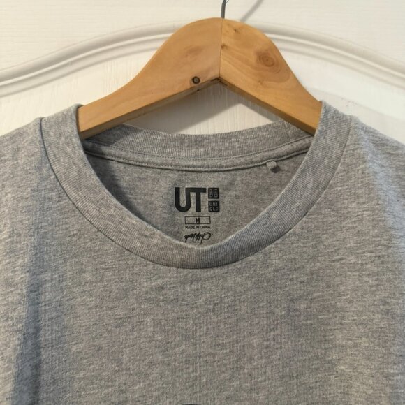 Uniqlo X Mickey Mouse silhouette - Unisex Medium - Picture 4 of 10